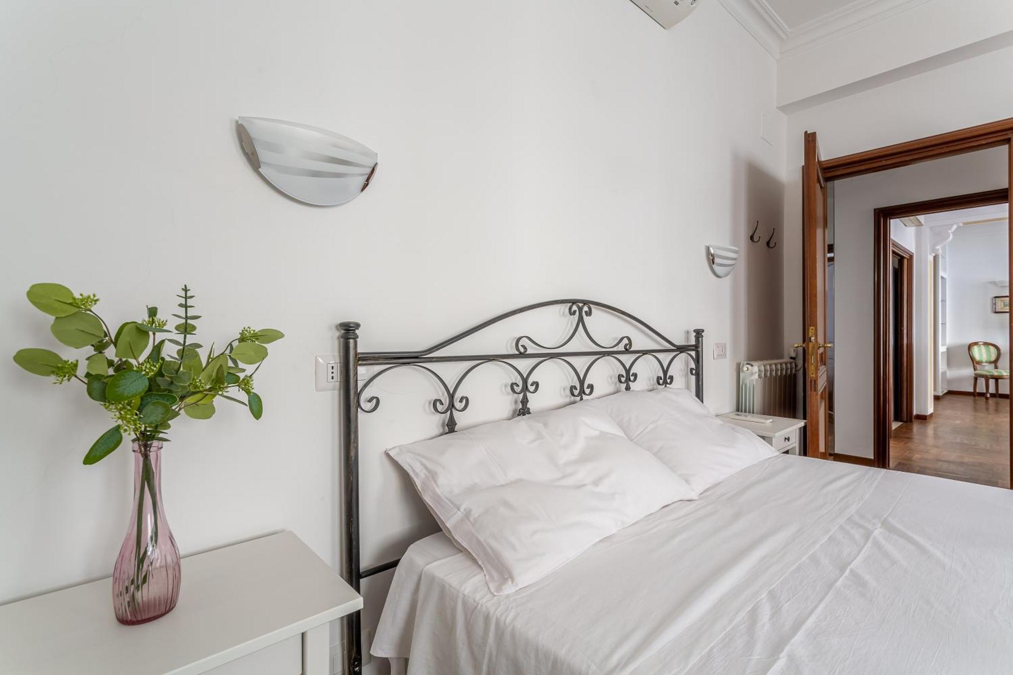 רומא Iflat Vatican Spacious Apartment With Terrace מראה חיצוני תמונה